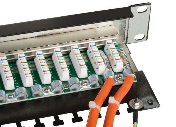 Lindy 25990, RJ-45, Rackmontering, 1U, Svart, 480 mm, 45 mm
