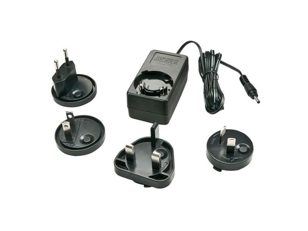 Lindy 73824, PC, Sisätila, 100-240 V, 50/60 Hz, 5 V, 3 A