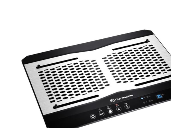 Thermaltake Massive TM - Notebookvifte - med 2-porters USB-hub - 120 mm - svart