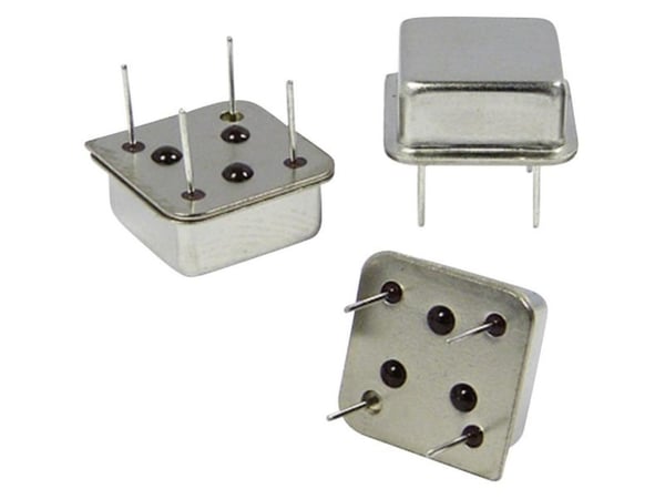 Qantek QX8T50B25.00000B50TT Kvartsoscillator DIP-8 HCMOS 25.000 MHz 13.21 mm 13.21 mm 5.08 mm 1 stk