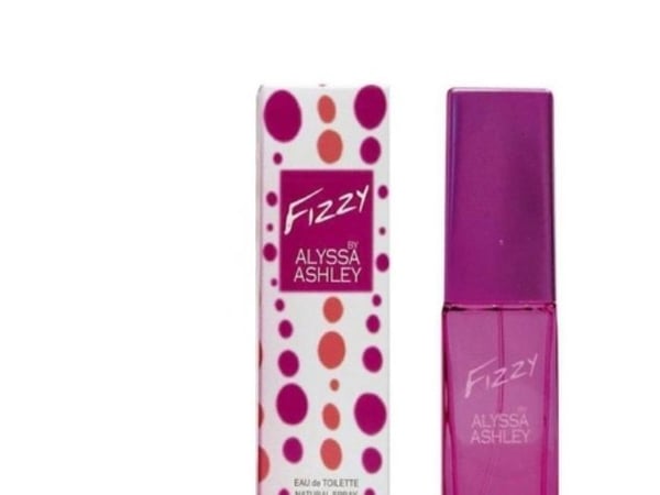 Alyssa Ashley Fizzy, Kvinner, 50 ml, Bergamot, Koriander, Jasmin, Liljekonvall, Ylang-ylang, Benzoin, Musk, Vanilje, Spray