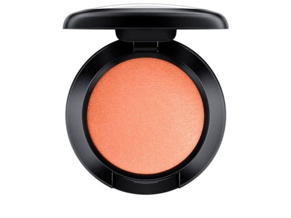 MAC EYESHADOW SUSPICIOUSLY SWEET FROST