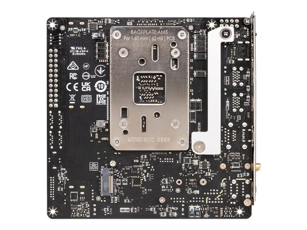 MSI MPG B650I EDGE WIFI - Hovedkort - mini-ITX - Socket AM5 - AMD B650 Chipset - USB 3.2 Gen 2, USB-C 3.2 Gen2, USB 3.2 Gen 1, USB-C 3.2 Gen 2x2 - ...