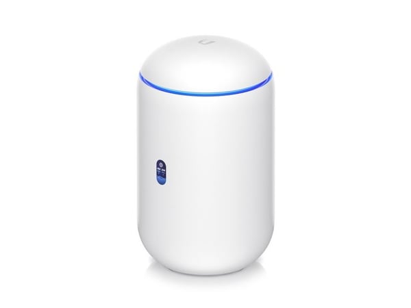 Ubiquiti UniFi Dream Router - Trådlös router - 4-portars switch - GigE - 802.11a/b/g/n/ac/ax (WiFi6) - Dual Band - MU-MIMO - Hvid