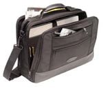 Case Logic NYLON PILOTCASE NCC13, 540 g