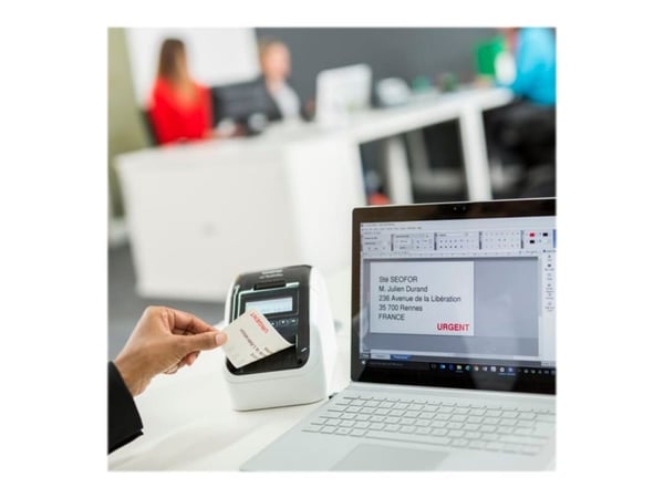 Brother QL-820NWBcVM - Etikettskriver - tofarget (monokrom) - direktetermisk - Rull (6,2 cm) - 300 x 600 dpi - inntil 110 etiketter/min - USB 2.0, ...