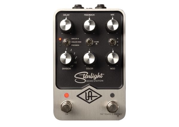 Gitarreffekt - Universal Audio UAFX Starlight Echo Station Svart/Silver