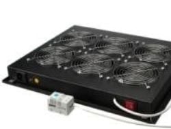 Triton - Rack-viftesett - med termostat - AC 220 V - RAL 9005