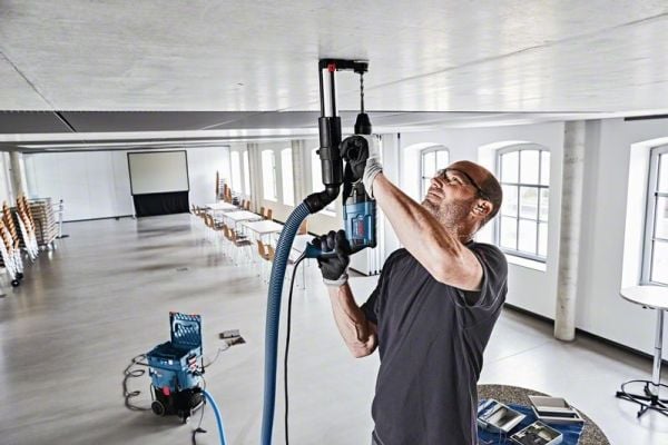 Bosch imusovitin GDE 16 PLUS BOREHAMMERille