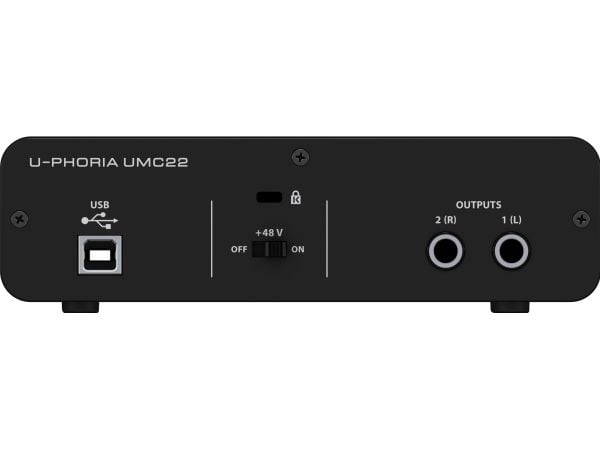Behringer UMC22