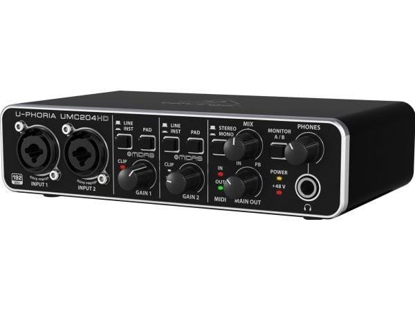 Behringer UMC204HD