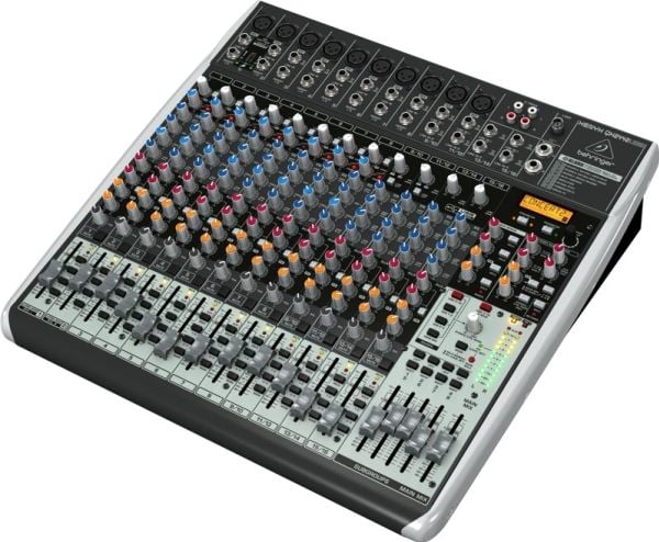 Behringer QX2442USB, 24 kanaler