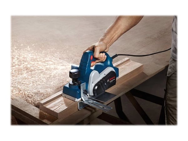 BOSCH STRUG 650W 82mm/0-2,6 mm GHO 6500