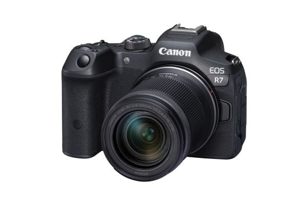 Canon EOS R7 - Digitalkamera - speilløst - 32.5 MP - 4K / 60 fps - 8.3optisk x-zoom RF-S 18-150 mm F3.5-6.3 IS STM linse - Wi-Fi, Bluetooth