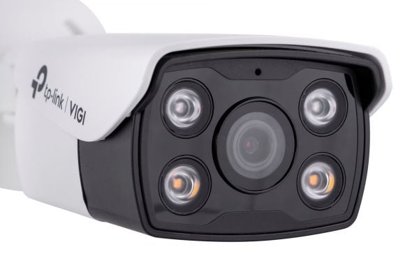 TP-Link VIGI C340, IP-sikkerhetskamera, Utendørs, Koblet med ledninger (ikke trådløs), Tak/vegg/stang, Sort, Hvit, Kule (form)