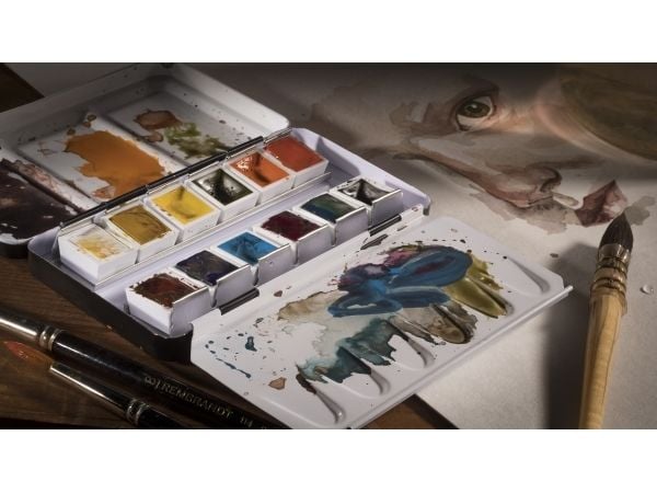 Rembrandt akvarell metallboks Portrait Colour Selection | 12 farger + pensel