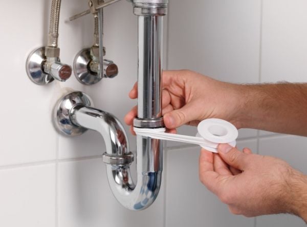TESA StopWater, Tejp/band, Vit, Polytetrafluoreten (PTFE), 1 styck, Water leaks can usually be traced back to screw connections that do not seal pr...