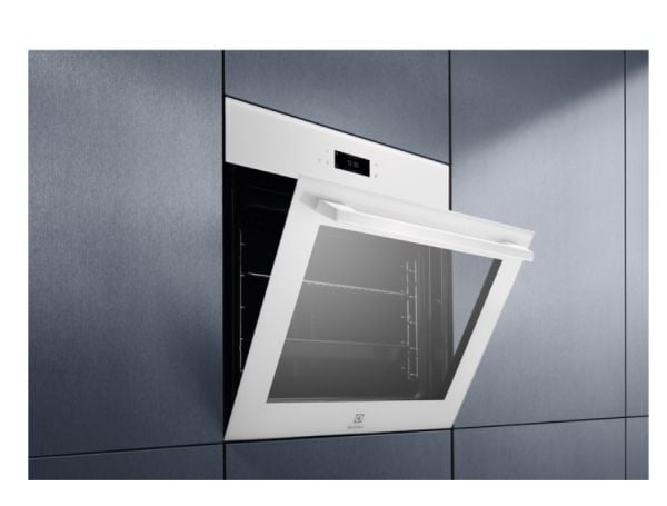 Electrolux EOE8P39WV, Keskikokoinen, Sähköuuni, 72 L, 3490 W, 72 L, Tuuletinavusteinen