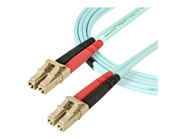 Startech Aqua OM4 Duplex Multimode Fiber - 2m / 6 ft - 100 Gb - 50/125 - OM4 Fiber - LC to LC Fiber Patch Cable (450FBLCLC2) - Nettverkskabel - LC ...