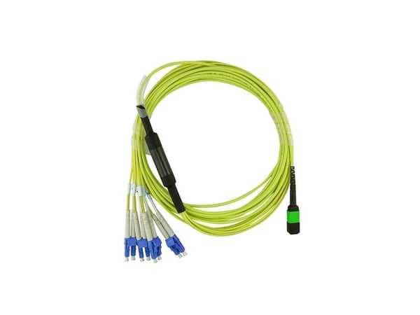 BlueOptics SFP6141BU3MKB, 3 m, G.657.A1, MTP, 4x LC