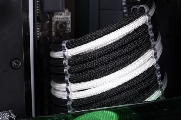 Alphacool 45321, Valkoinen, Nailon, 1 kpl, 4 mm, 3,3 mm