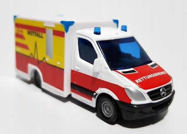 Siku SIKU 1536 hätäambulanssi