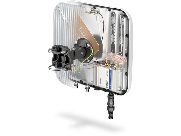 QuWireless AXR12, 7 dBi, 0.6 - 2.7 GHz, 7 dBi, 7 dBi, 50 O, 70°