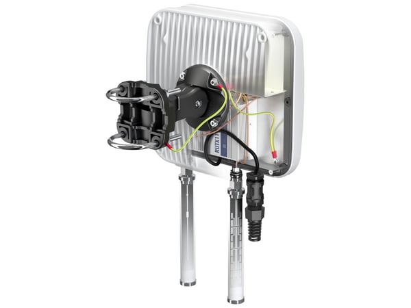 QuWireless QuMax, 6 dBi, 0.694-0.96/1.7-2.2/2.2-2.7; 2.4-2.5/4.7-6 GHz, 4 / 6 dBi, 6 dBi, 7 dBi, 50 O