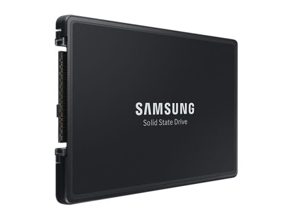 Samsung PM9A3 3840 GB - PCIe/6900 MBs Luettu ( MZ-QL23T800 )