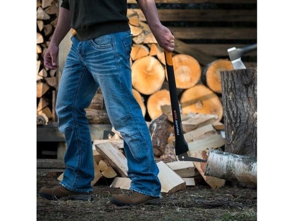 Fiskars 1003623, Stål