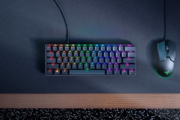 Razer Huntsman Mini - Tastatur - bakgrunnsbelyst - USB-C - Nordisk - tastsvitsj: Razer Clicky Optical - svart - for Komplett Epic Gaming PC a175, a...