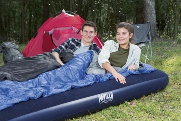 Bestway Flocked madrass 191x137x22 cm (67002)