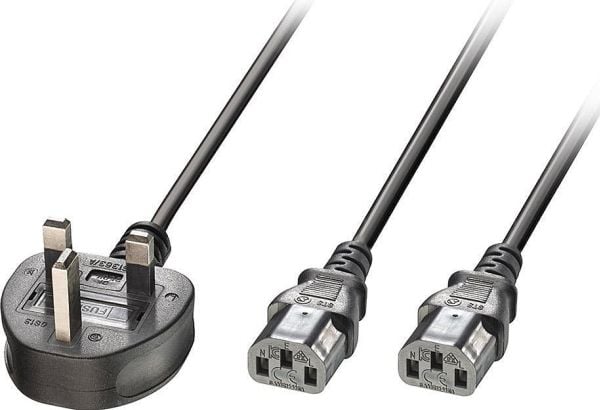 MicroConnect - Strømkabel - Type G (hann) vinklet til power IEC 60320 C13 - AC 250 V - 13 A - 2.5 m - svart