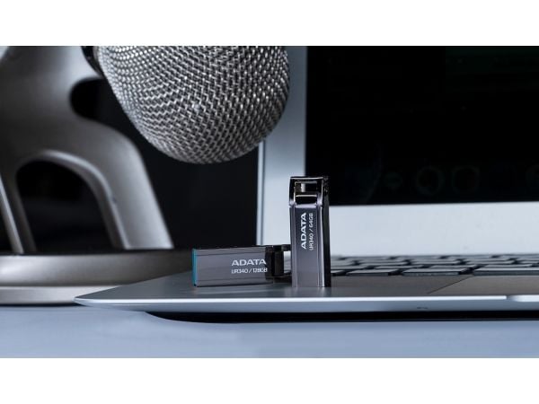ADATA UR340 USB Key 64 GB USB Type-A 3.2 Gen 2 (3.1 Gen 2) Musta