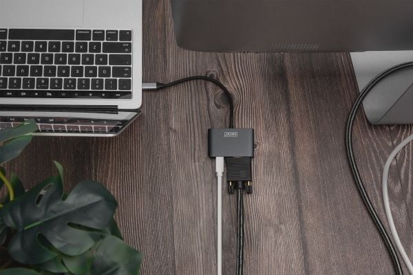 Digitus DA-70825, 0,2 m, USB Type-C, Mini DisplayPort + VGA, Uros, Naaras, Suora