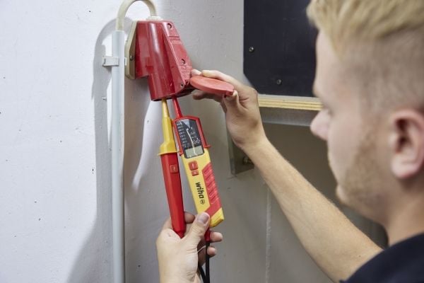 Wiha 45217, Punainen, Keltainen, Sisäänrakennettu näyttö