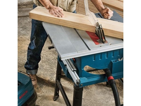 BOSCH BORDSAG 1800W GTS 254 + STATIV