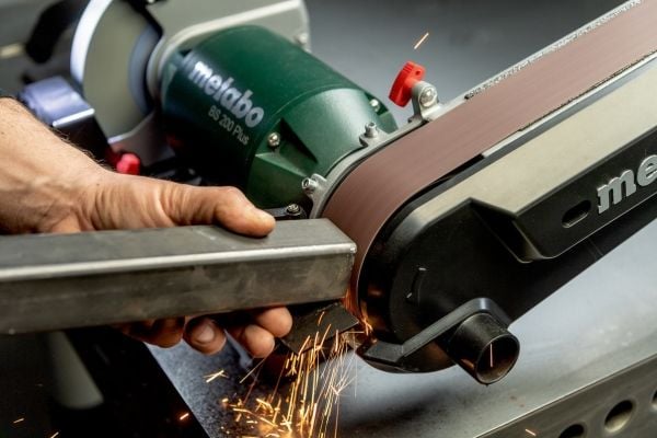 Metabo BS 200 Plus - Benk-/beltesliper - 600 W - 2.7 N·m - 200 x 25 mm wheel