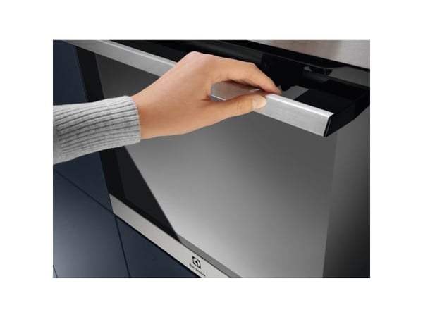 Electrolux EOF4P56X, Medium, Elektrisk ovn, 72 l, 72 l, Pyrolytisk, 3 hyller