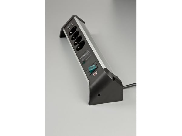Brennenstuhl Alu-Office-Line 60.000A Ylijännitesuoja pistorasia USB:llä varustettuna