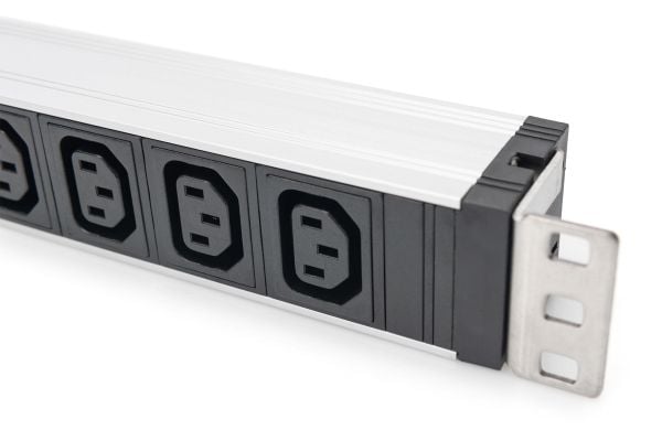 DIGITUS PDU 1U 9xC13 lähdöt 230V/10A musta