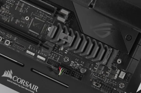 CORSAIR MP600 PRO XT - SSD-levy - 8 TB - sisäinen - M.2 2280