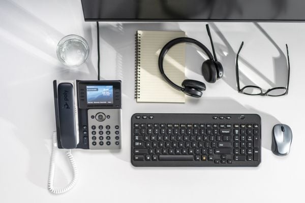 Poly Edge E300 - VoIP-telefon med anrops-ID/samtale venter - treveis anropskapasitet - SIP, SDP