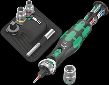 Wera Zyklop 8009 Pocket Set 2 - Ratcheting screwdriver with bit and socket set - 18 deler - 1/4", 3/8" - inn pocket holster