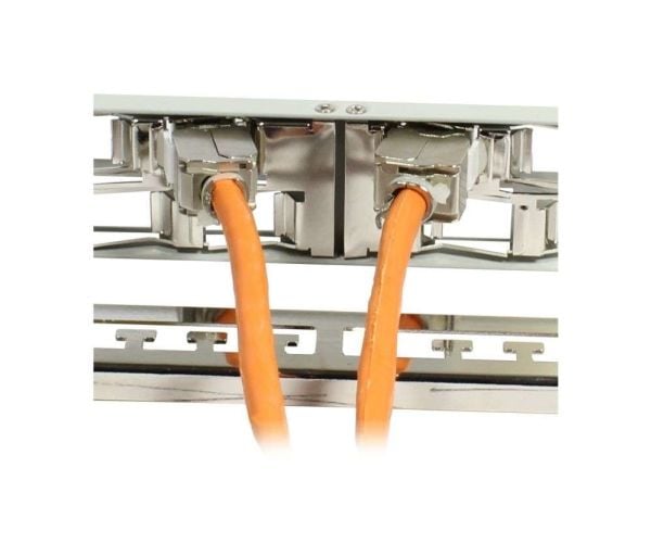 Keystone modulkassett 19" patchpanel for 24xTP-moduler 1HE 96mm 45° skrå utløp lysgrå Synergy 21