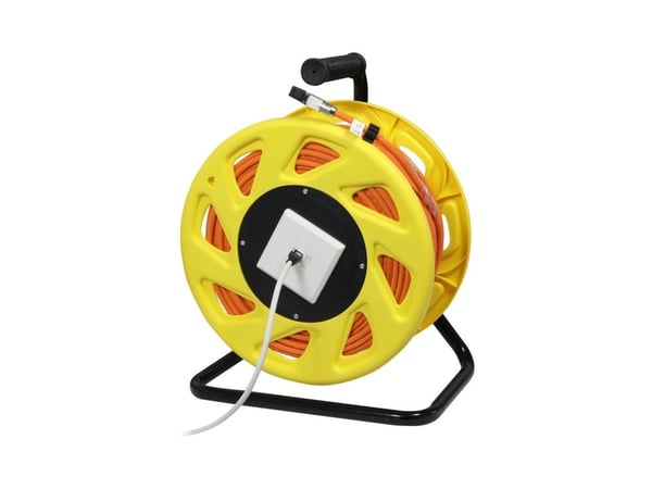 Kabeltrommel CAT6A 90m CAT7A råkabel SSTPSFTP med 1x stikkontakt RJ45CAT6A LSZH Synergy 21