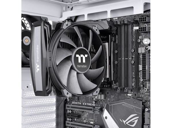 Thermaltake TOUGHAIR TRX40 - Prosessorkjøler - (for: SP3, sTR4, sTRX4, sWRX8) - aluminiumfinner - 140 mm - grå