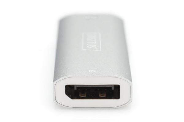 DIGITUS DP toistin jopa 30m 8K hopea