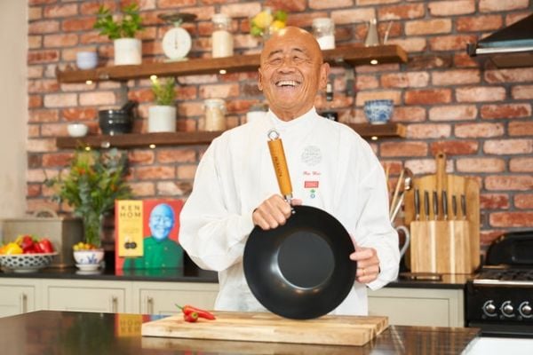Ken Hom KH331001, Rund, Wok-/stekepanne, Sort, Kull stål, Keramisk, Gass, Halogen, Tre
