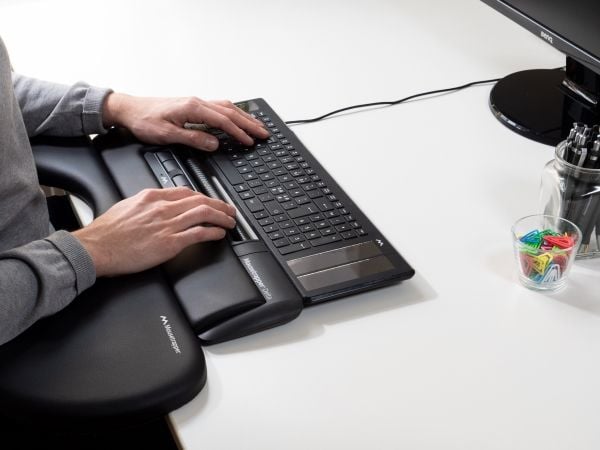 Mousetrapper Delta - Sentral pekeenhet - ergonomisk - vanlig - 7 knapper - kablet - USB - svart